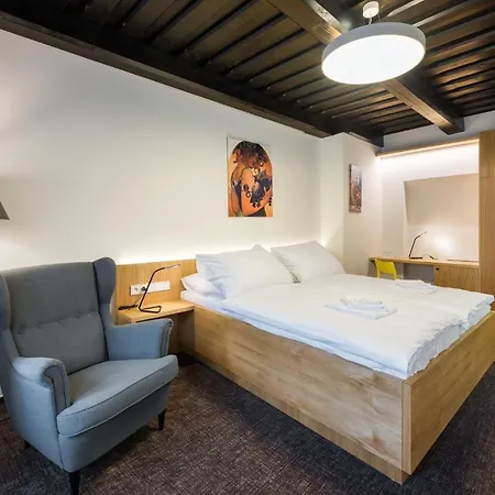 Fancy Apartments By Prague Castle Exterior photo