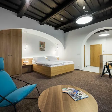 Fancy Apartments By Prague Castle Exterior photo
